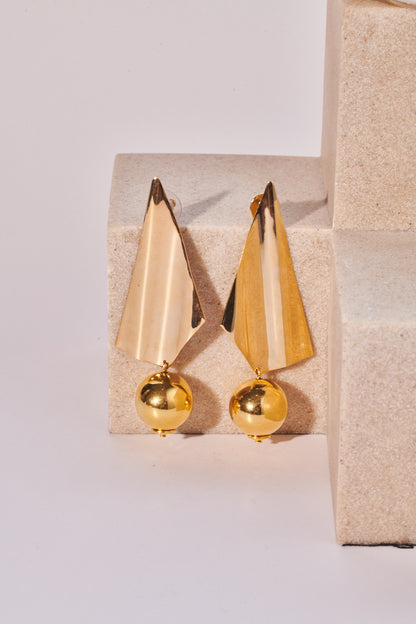 Pirâmide Geométrico Earring