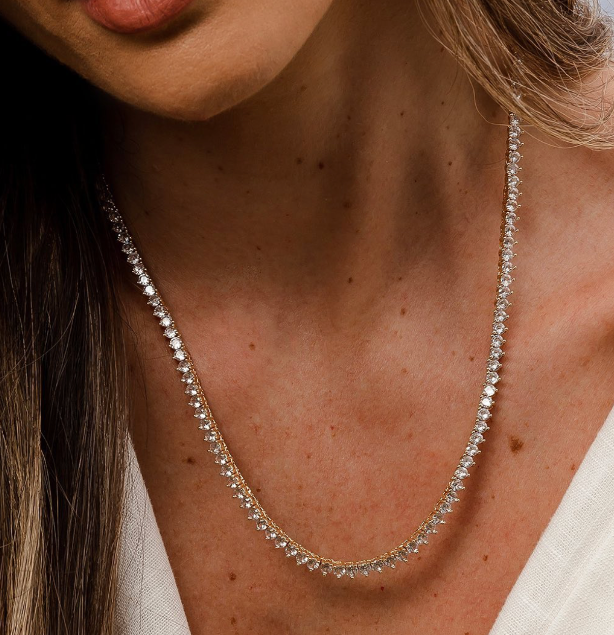 Classic Riviera - Entirely in Zirconia in rhodium or 18k gold.