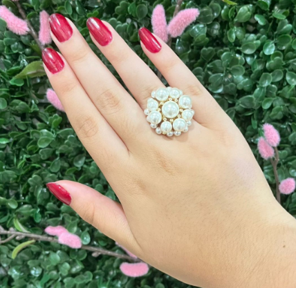 Kylie - pearl cluster ring