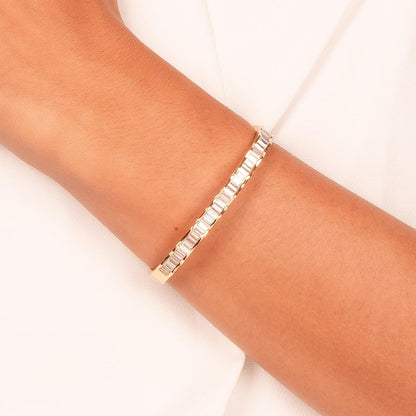 Birmingham - Wave-designed bracelet with a click clasp adorned with colored zirconia